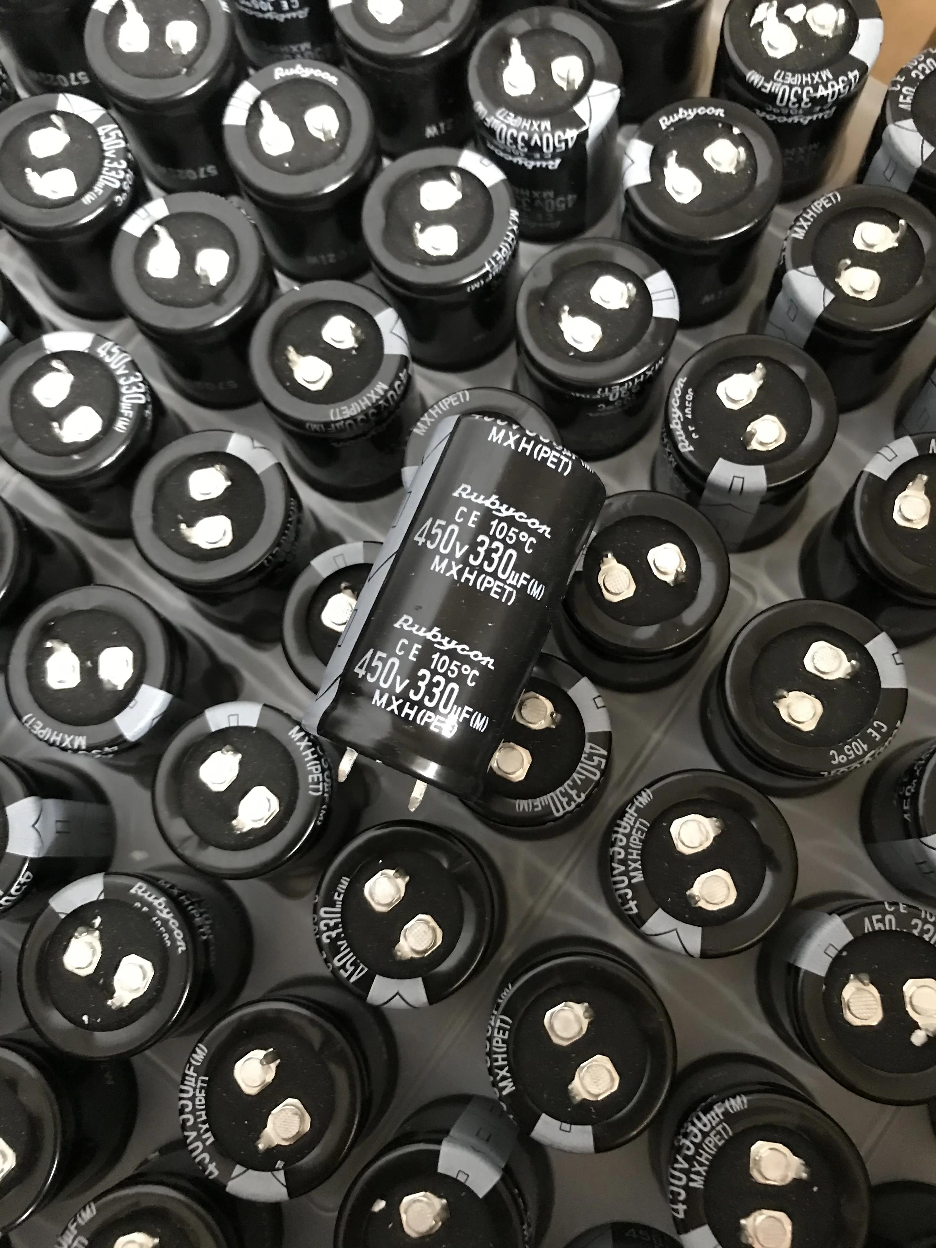 1 шт./2 шт. Япония Рубин RUBYCON 450v330uf MXH 25x45 мм алюминиевый электролитический конденсатор с алюминиевой крышкой, Odroid реальные 330 мкФ 450v