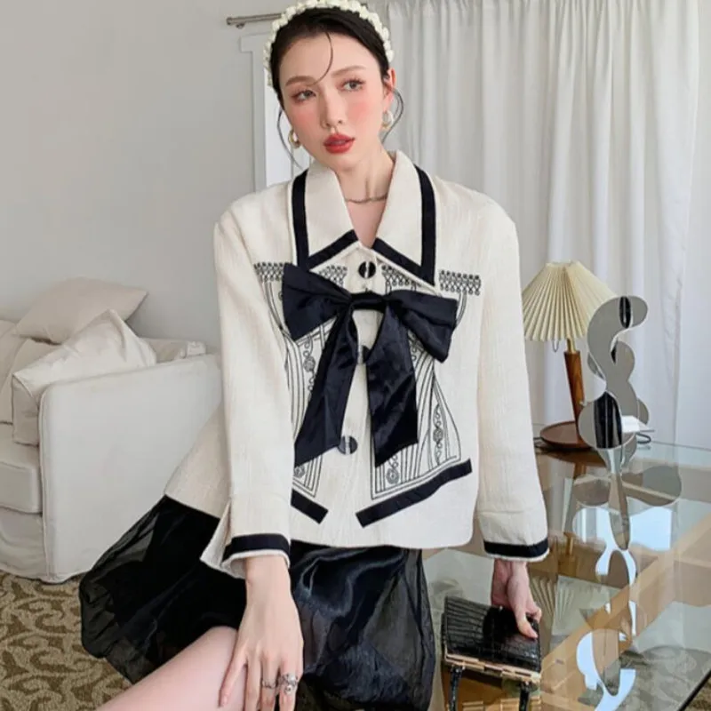 

Женская Осенняя куртка с длинным рукавом, с отложным воротником и бантом