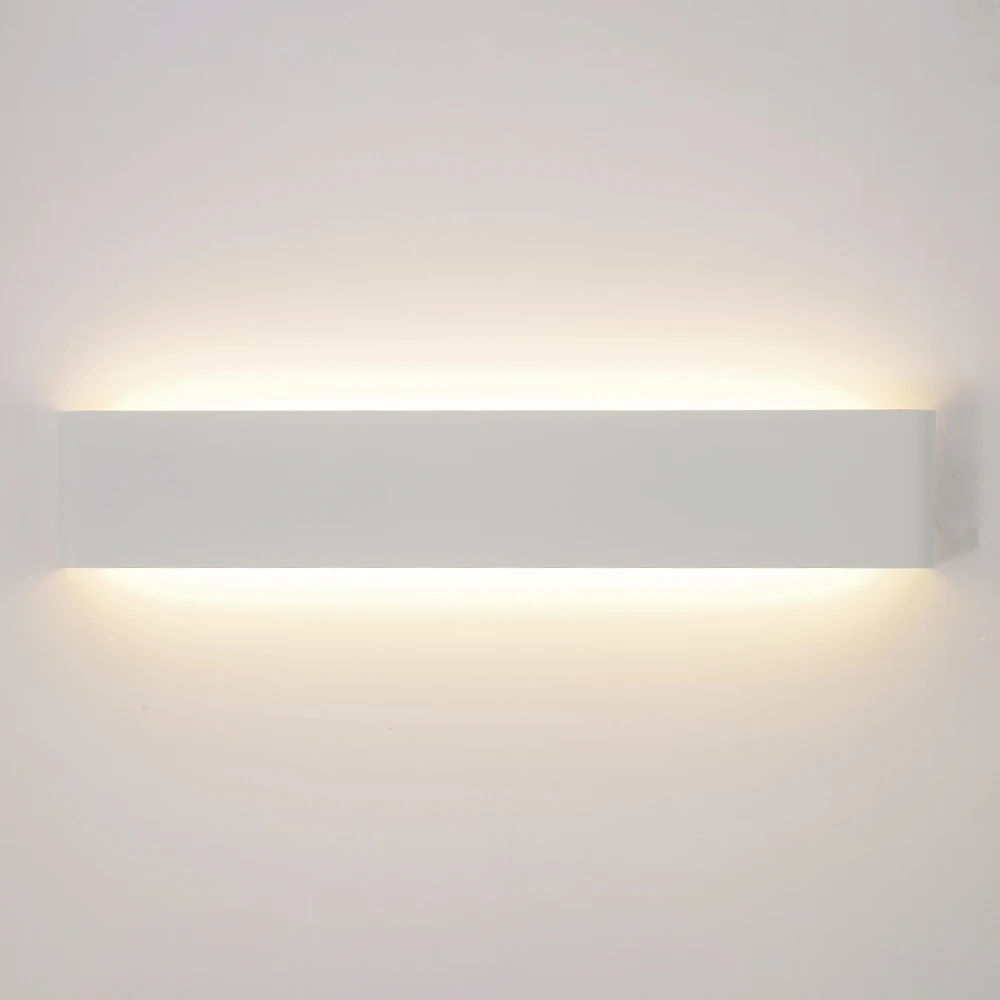 

Настенный светильник LUCKYLED