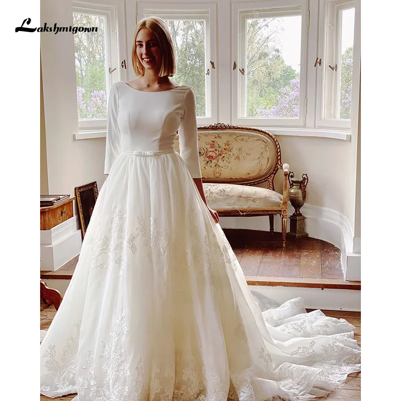 Простое искусственное атласное свадебное платье с длинным рукавом круглым