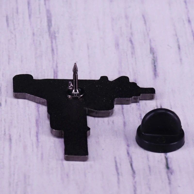 Мультяшный розовый пистолет булавка для лацканов детская игрушка брошь |