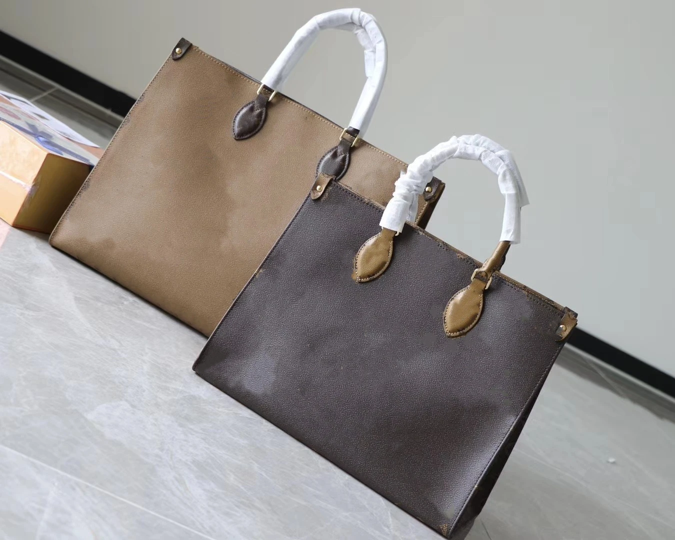 

2021 New Tote Bag for Women Luxury Designer Handbag Leather Shoulder Bags Purses and Handbags Monogram Coated Canvas