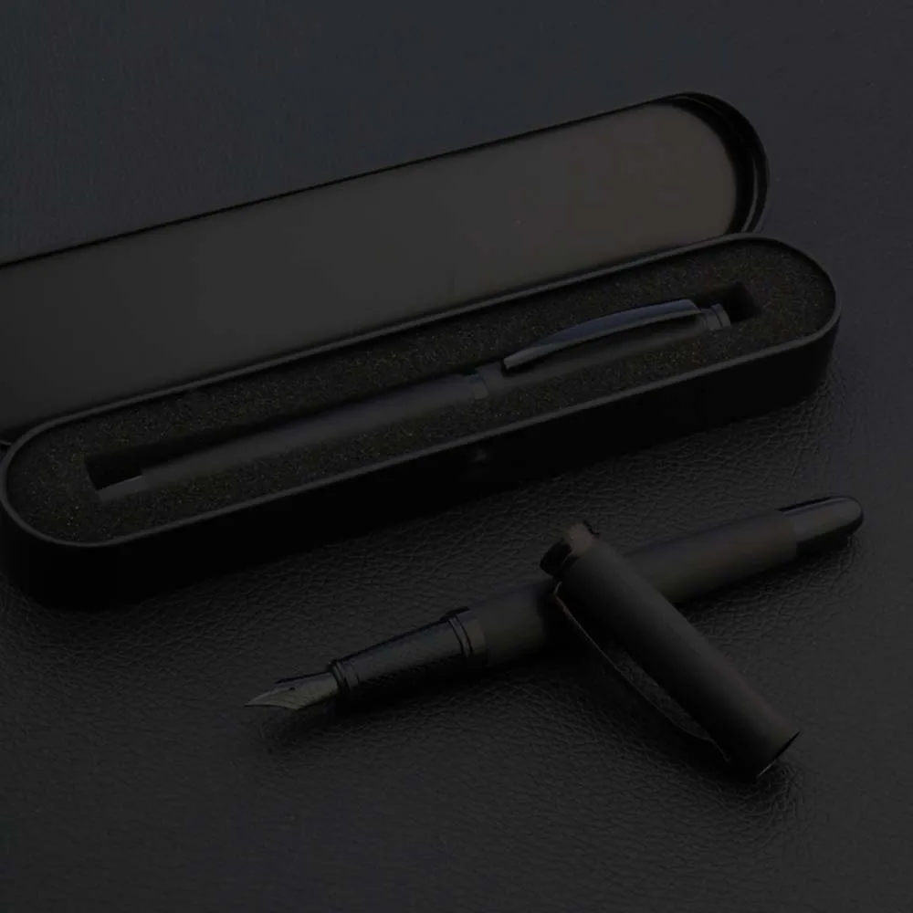 Перьевая ручка JL1996 с Черным Титановым наконечником в подарочной коробке |