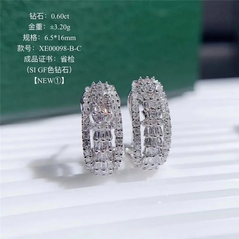 18K gold natural diamond earrings are fashionable and luxurious for all women |