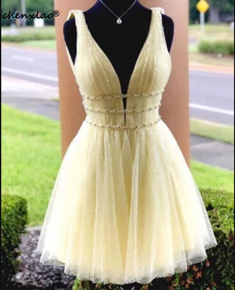 

Cute Yellow Tulle Short Party Dresses Yellow Homecoming Dresses Deep V-Neck Formal Graduation Gowns