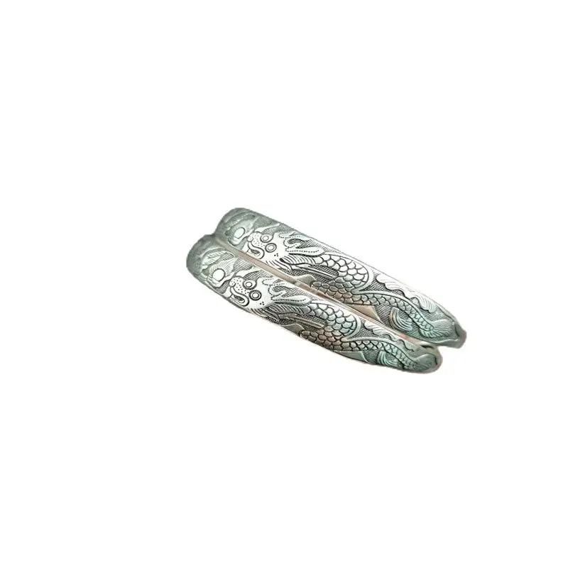 

Chinese Old Tibet Silver Tibetan Silver Dragon Phoenix Car Flower Bracelet
