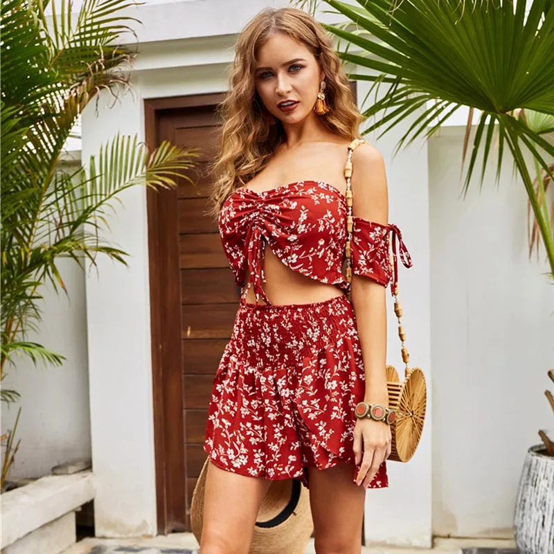 Комбинезон пляжный с открытыми плечами пикантный элегантный красный ромпер