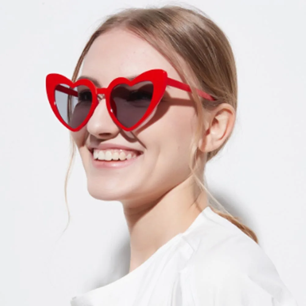 

2020 New Fashion Brand Love Heart Women Sunglasses Designer Cat Eye Sun Glasses Retro Shaped Glasses Ladies Driver Sunglass