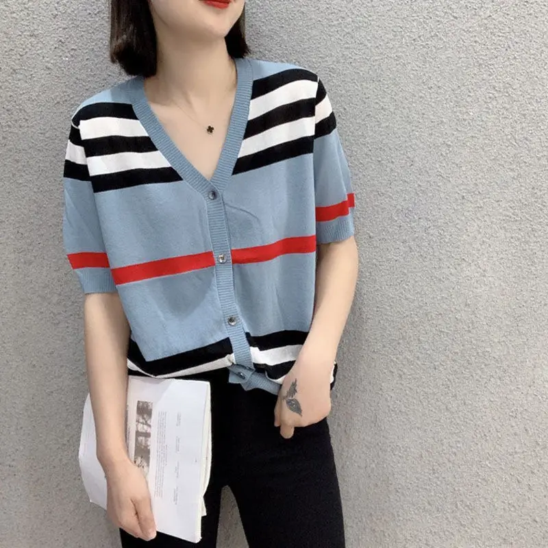 

Women's ice silk knitted short sleeve cardigan, sunscreen top, V-neck, striped shawl, new in spring and summer 2021