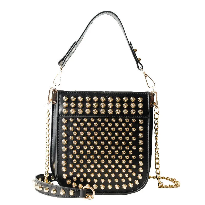 Индивидуальность заклепки портативные сумки для женщин 2019 модная женская сумка