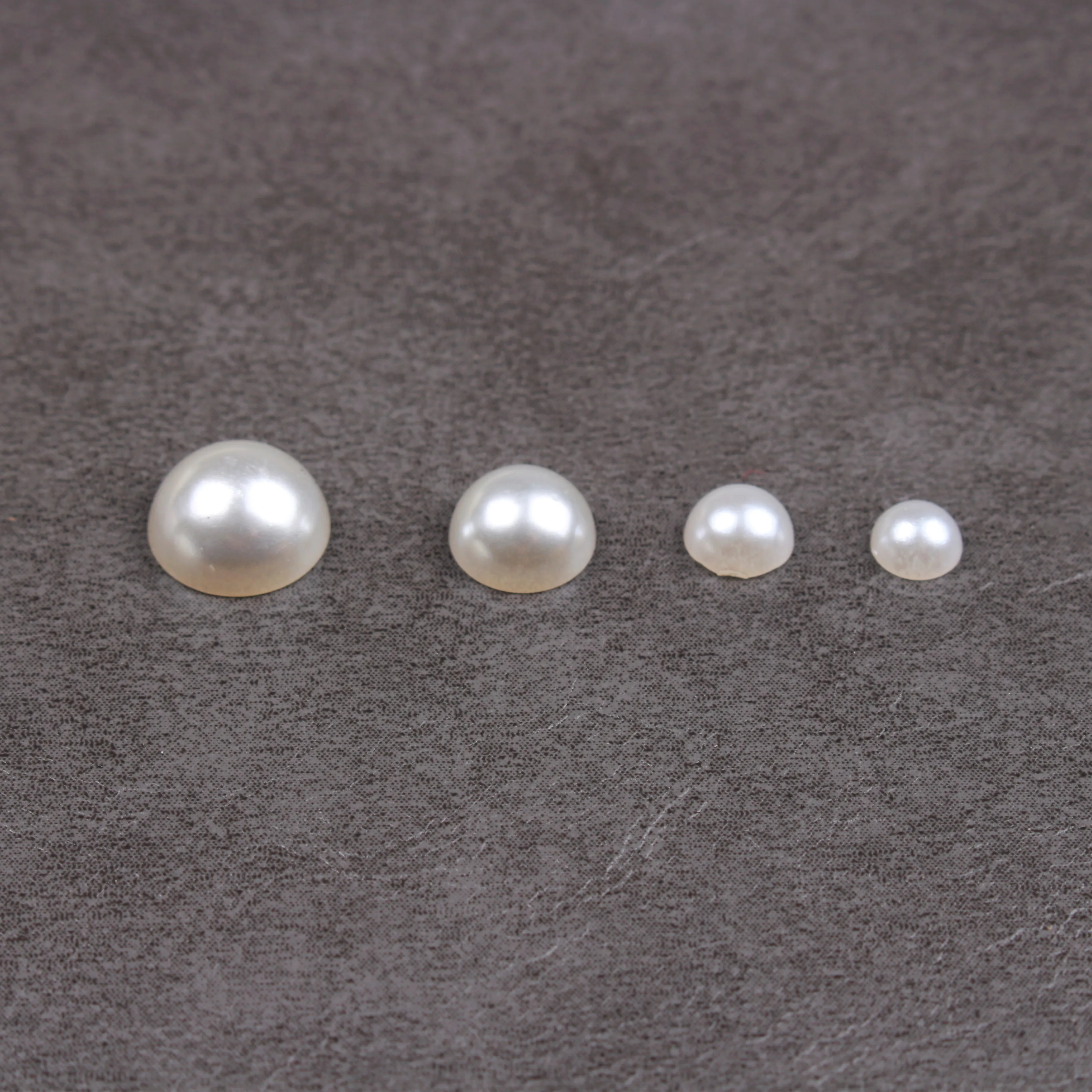 

DIY jewelry accessories imitation pearl semi-round beads Environmentally friendly DIY mobile phone case decoration accessories