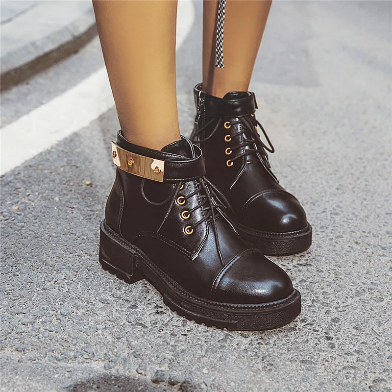 YMECHIC/2019 г. зимняя женская обувь в готическом стиле квадратный толстый каблук