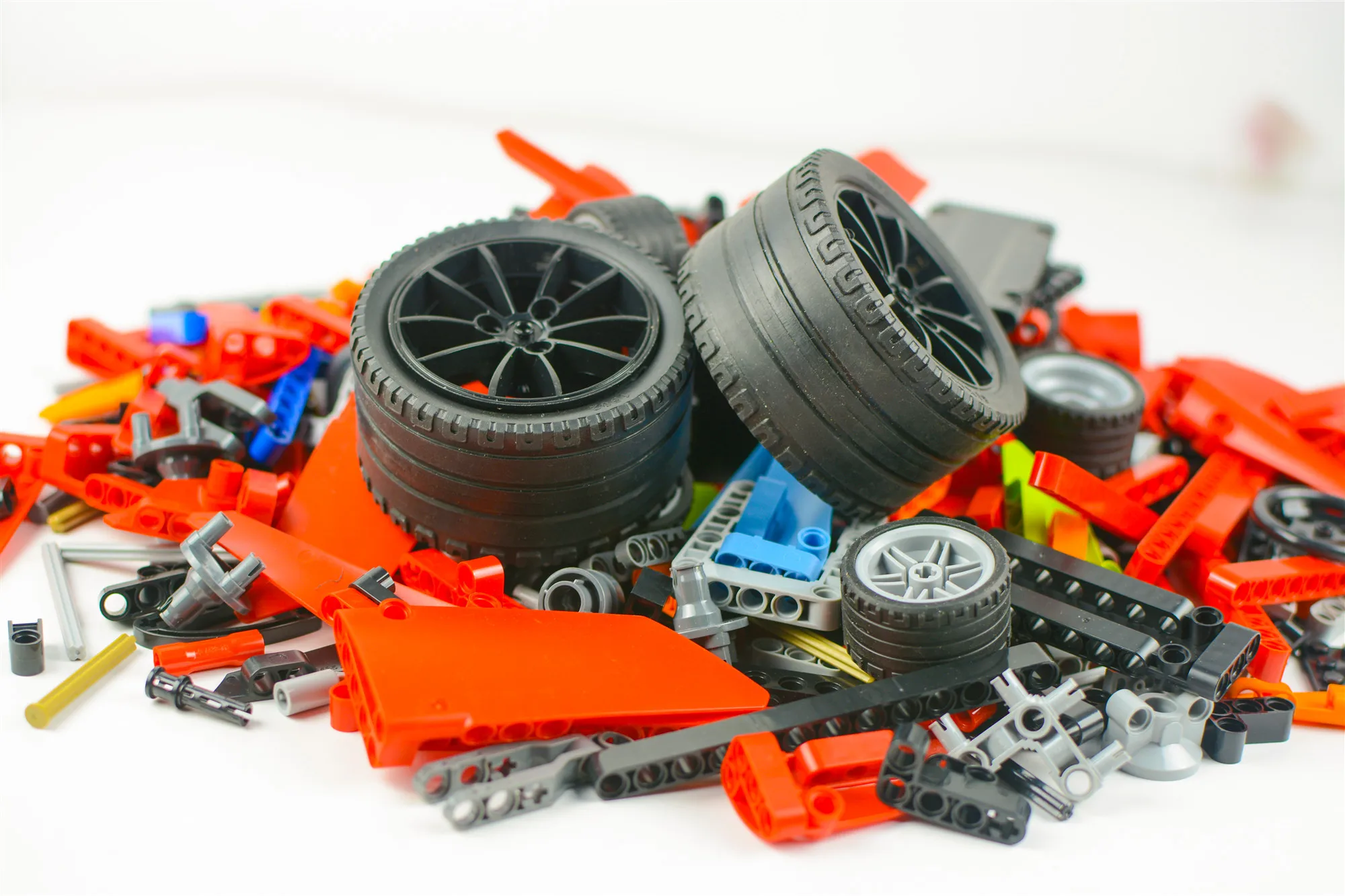 500 г основные технические детали для создания персонального MOC включают в себя