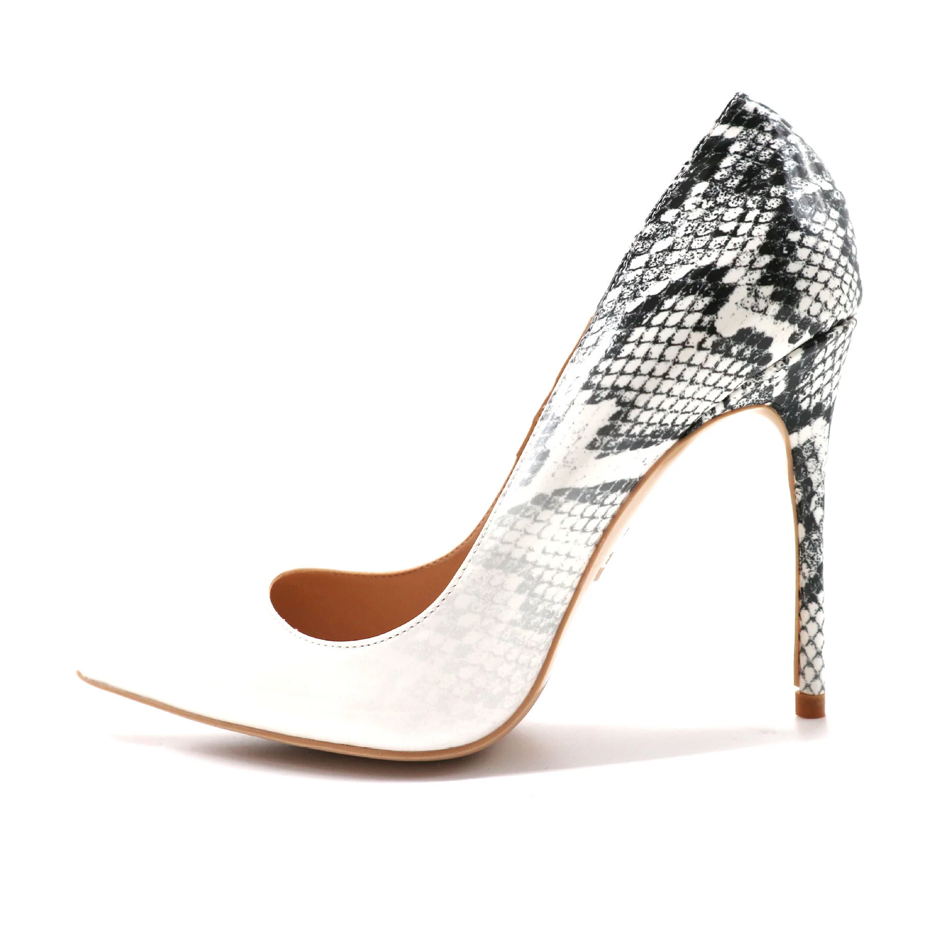 

Fashion shoes pointed snake high heels large women's shoes