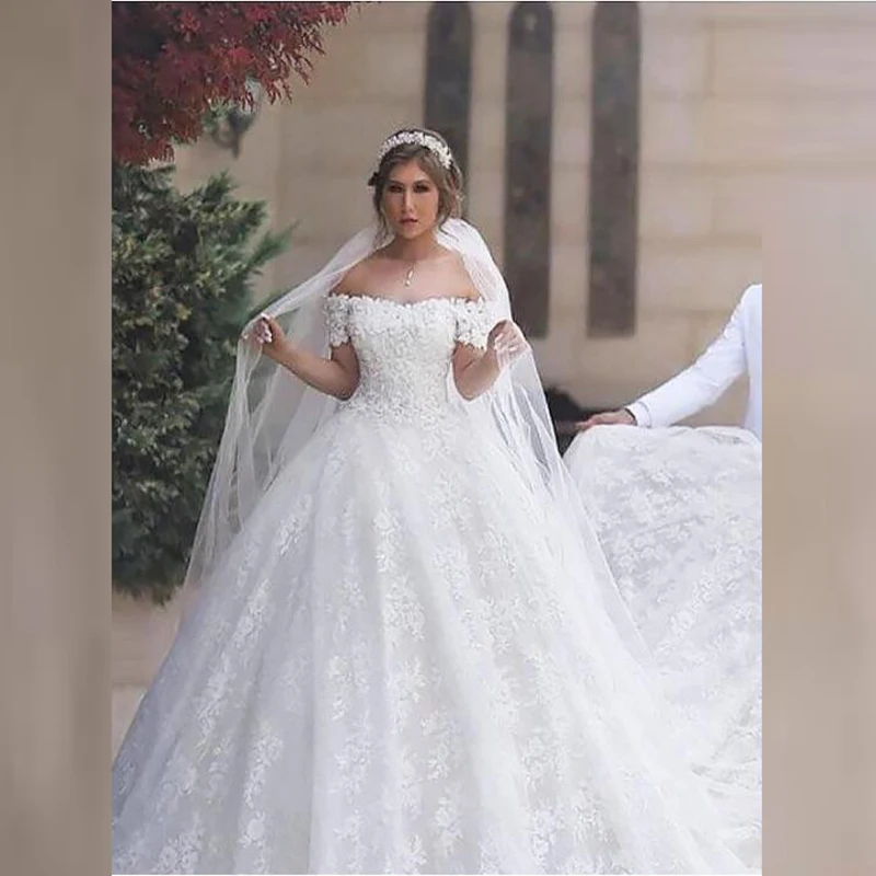 

Latest Gorgeous White Ball Gown Bridal Wedding Dresses Lace Strapless Off Shoulder Short Sleeve Wedding Gowns for Bride Backless