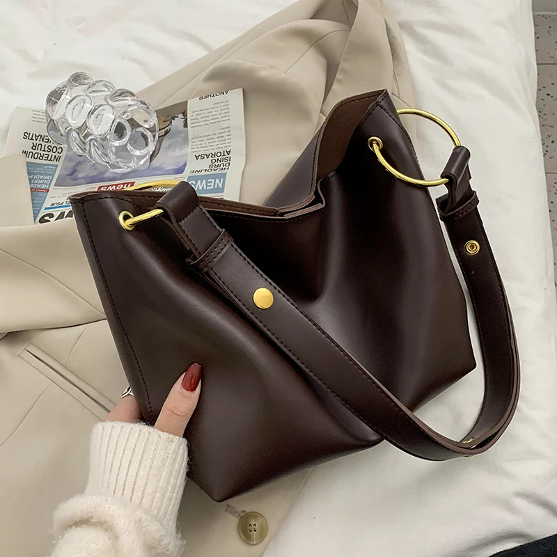 

Retro Simple Solid Color PU Leather Crossbody Bag For Women 2021 Shoulder Brand Designer Ladies Luxury Casual Bucket Bag Handbag