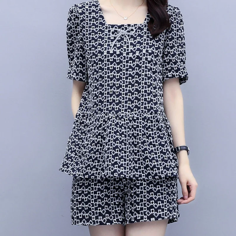 

2 Piece Sets Womens Outfits 2021 Summer Print Short Sleeve Top + Elastic High Waist Wide Leg Shorts Suit Set Plus Size Y254