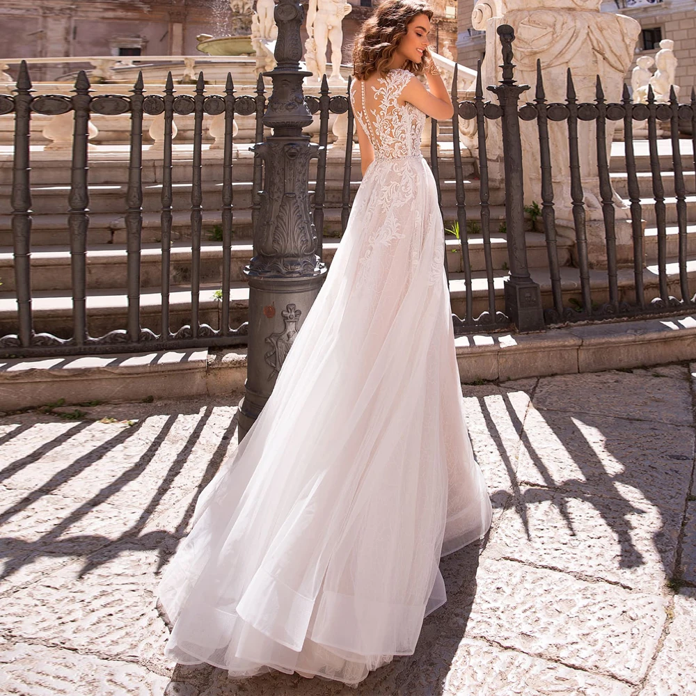 

Vestidos Charming Wedding Dresses Tulle Appliques V-Neck Short Sleeve Covered Button A-Line Bridal Gowns 2021