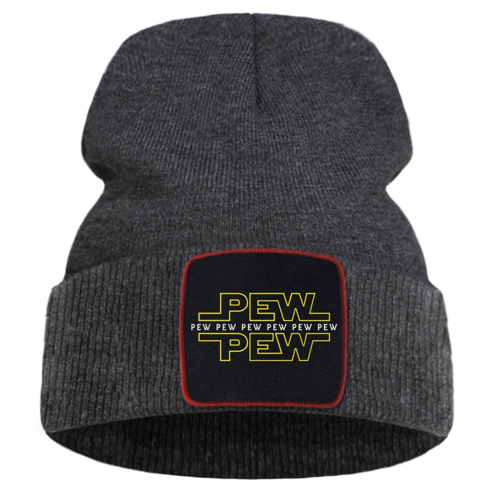 

Шапка Pew, крутая Женская модная вязаная шапка с буквенным принтом, уличные теплые шапки в стиле Харадзюку, унисекс, зимние шапки в стиле хип-х...