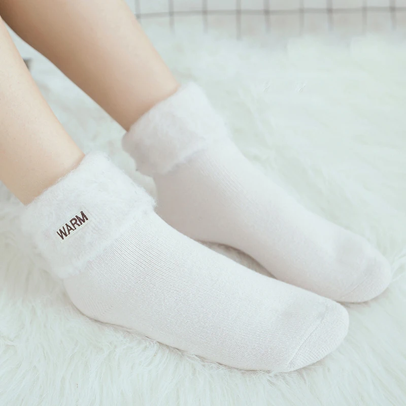 

Socks Women Autumn and Winter Thicken Plus Velvet Floor Socks Adult Home Slippers Women Socks Warm Sleeping Carpet Socks
