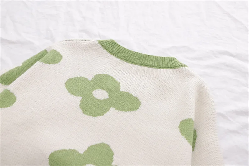 Женский трикотажный свитер с длинным рукавом и круглым вырезом | Женская одежда