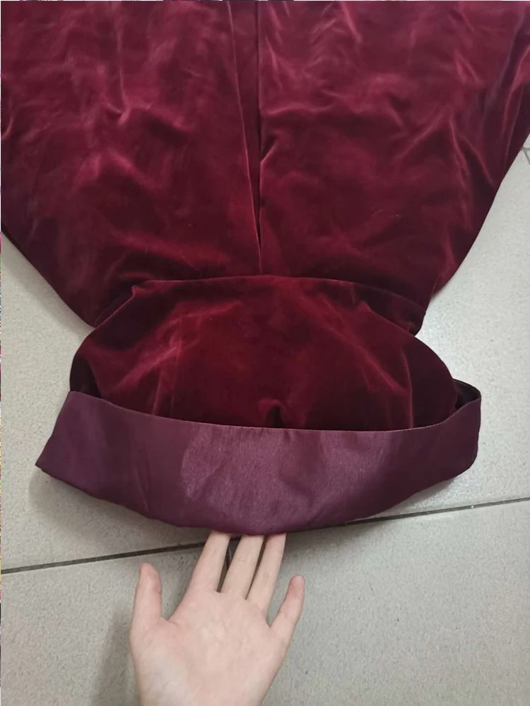 

Sexy leaky shoulder tube top waist waist loose big swing velvet dress ladies autumn new style party dress with collar