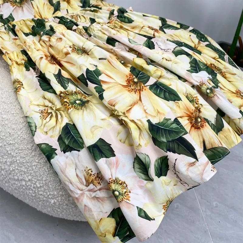 

Highest Quality Ladies Fashion Yellow Flower Green Leaf Print Spaghetti Strap Knee Length Dresses Classic Pattern Summer 2021