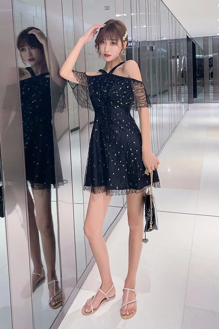 

COIGARSAM Vintage Lace Women dress New Summer Embroidery Dresses Black 6149