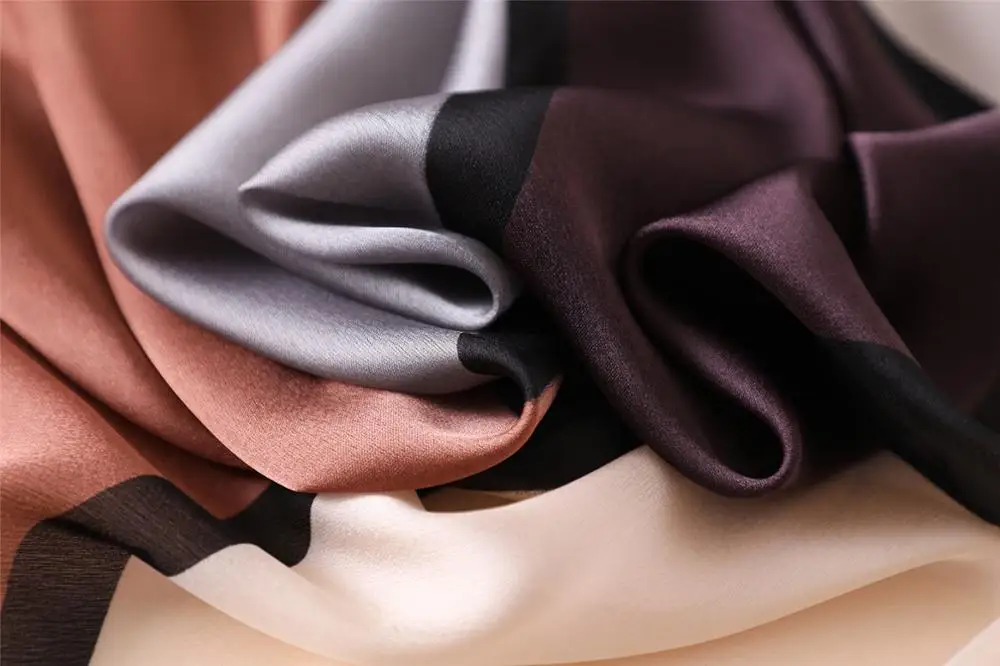 Модный женский большой мягкий атласный шарф Хаундстут градиентные квадратные