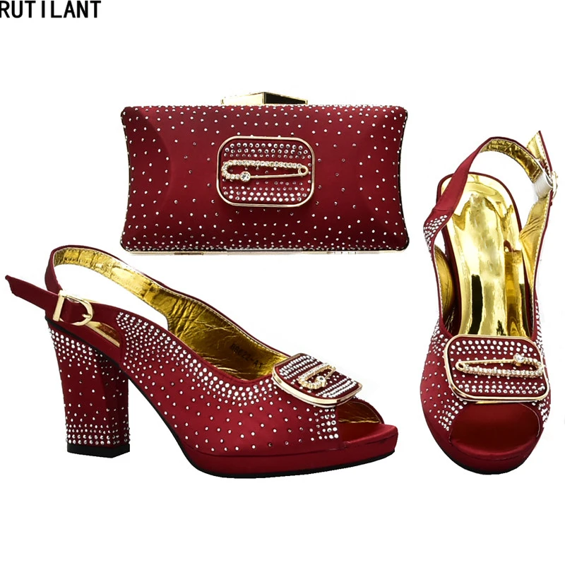 Женская обувь в итальянском стиле комплект из обуви и сумки украшенные стразы