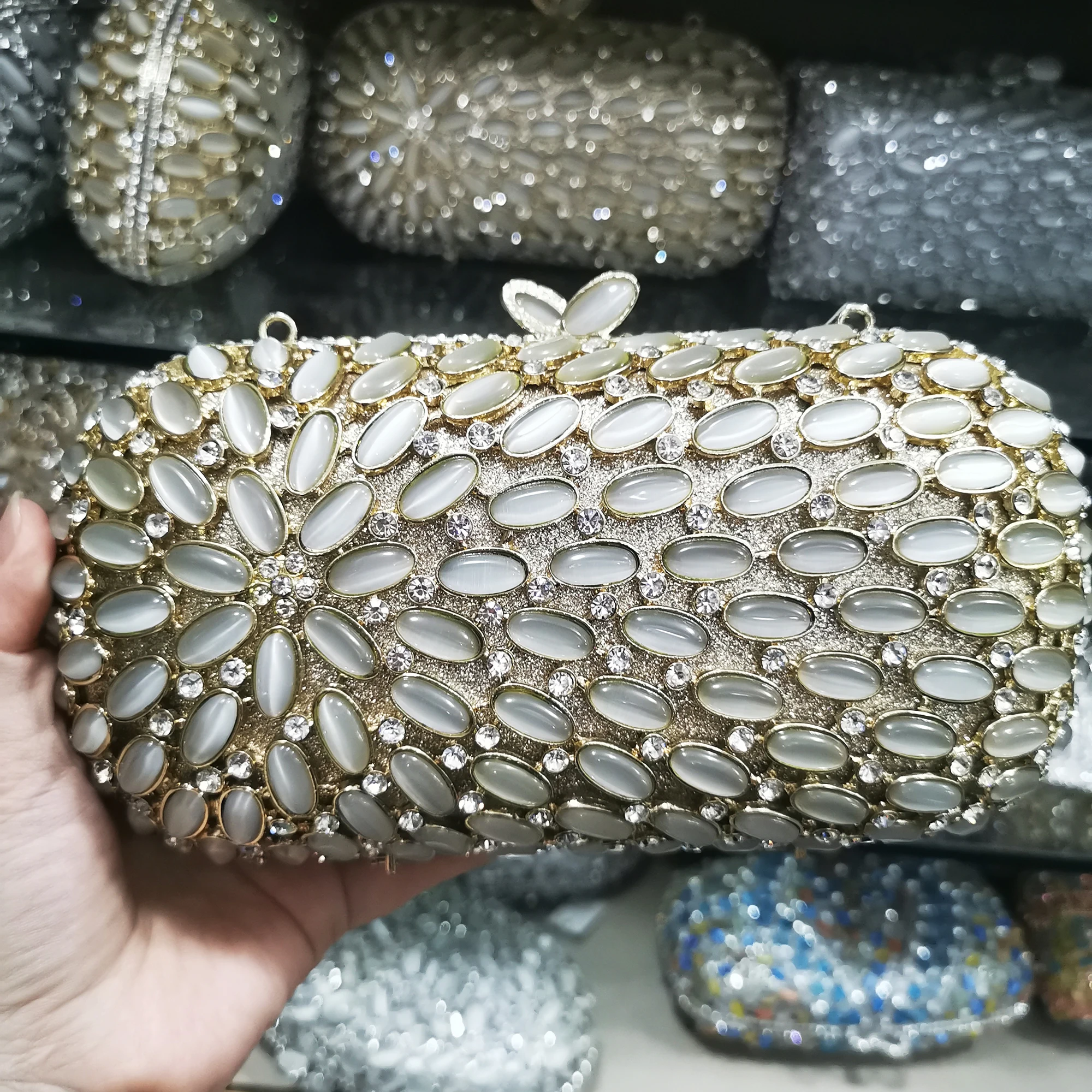 

Hollow Out Gold Silver Diamond Women Evening Bag Minaudiere Bags Wedding Clutch Bridal Purses and Handbags Ladies Crystal Bag