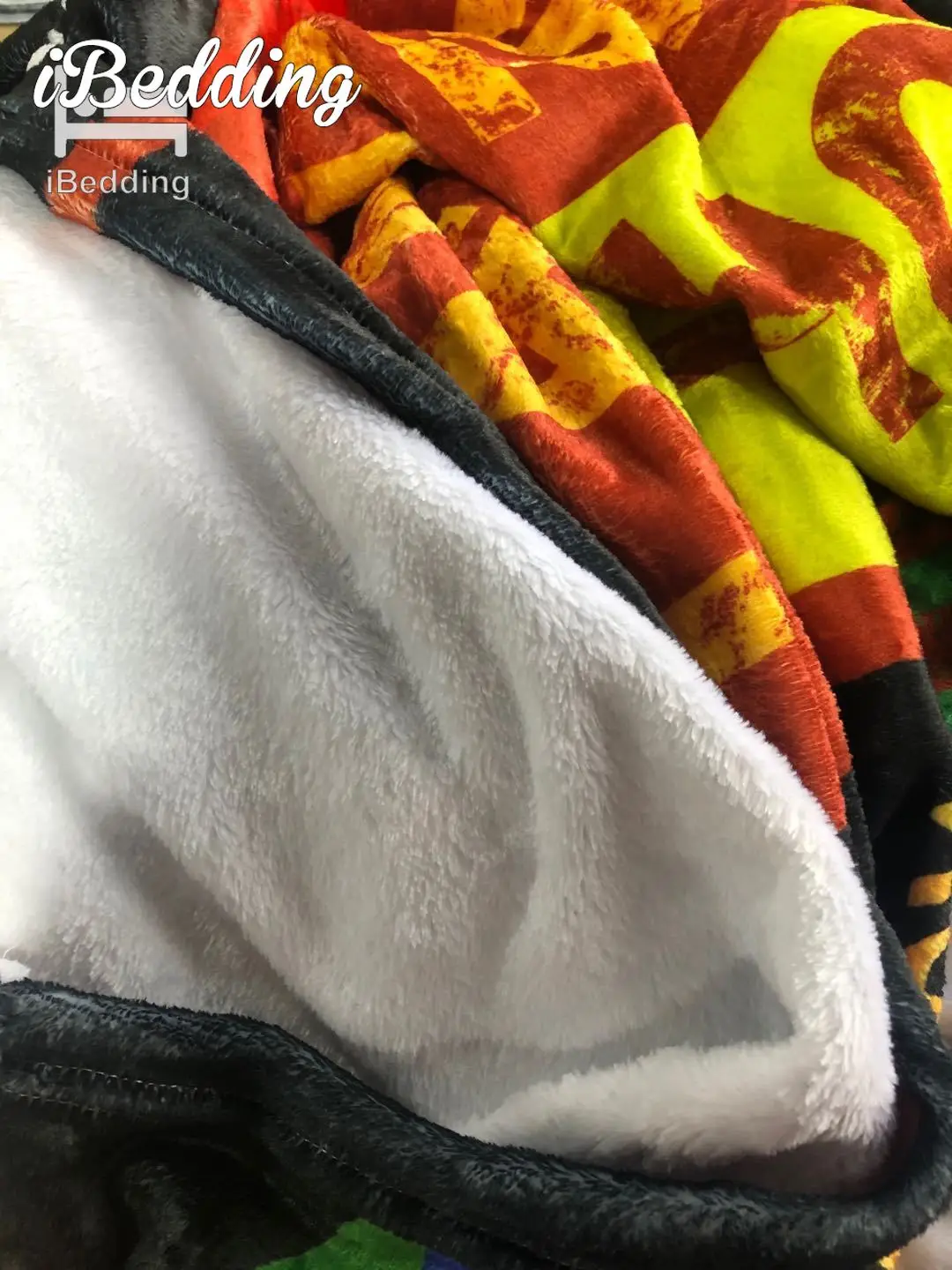 Цветное фланелевое одеяло альпака с 3D принтом сохраняющее тепло детское для