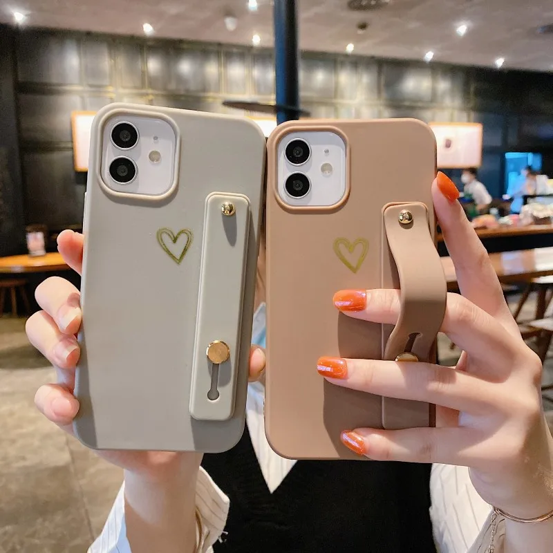 

Bronzing Couples love Wrist Strap Holder Soft Phone Case For iPhone 12Pro Max 11 Pro XR XS Max X 6S 7 8 Plus 12Mini 12 Cover