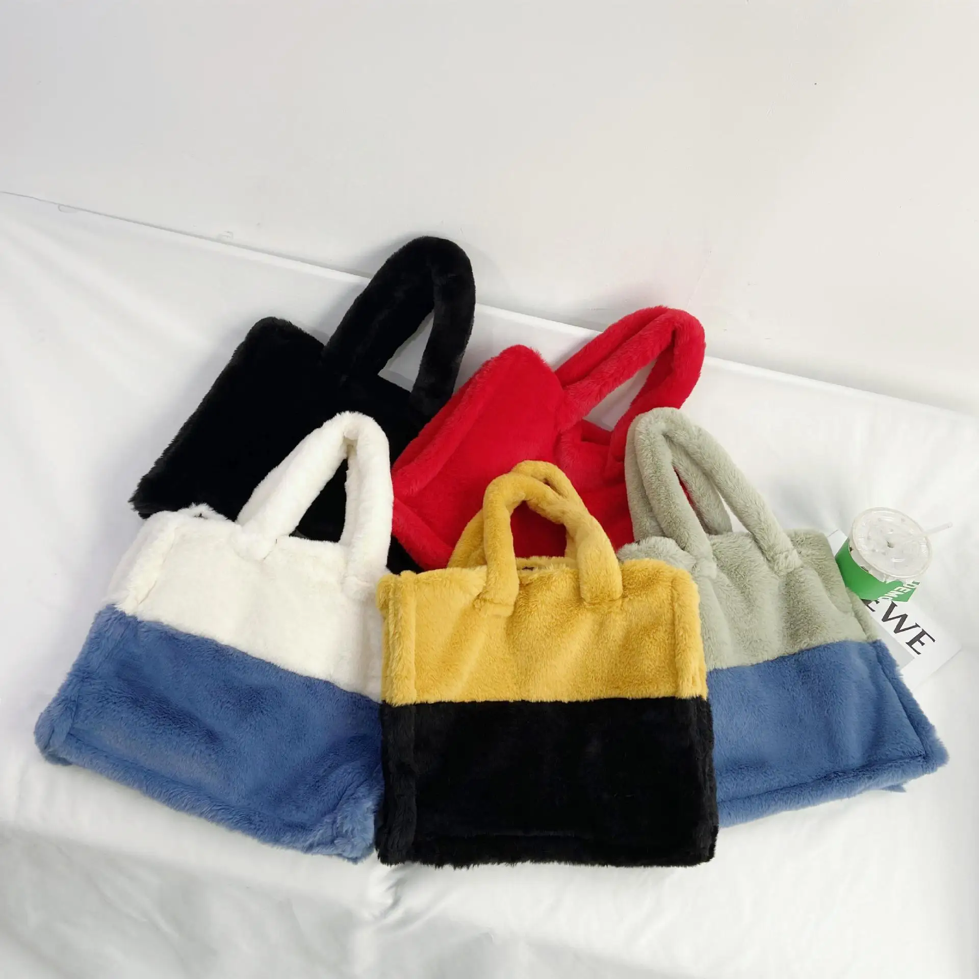 

Мягкая теплая простая сумка двух цветов, женские зимние меховые сумки на плечо, Вместительная женская сумка-тоут для покупок