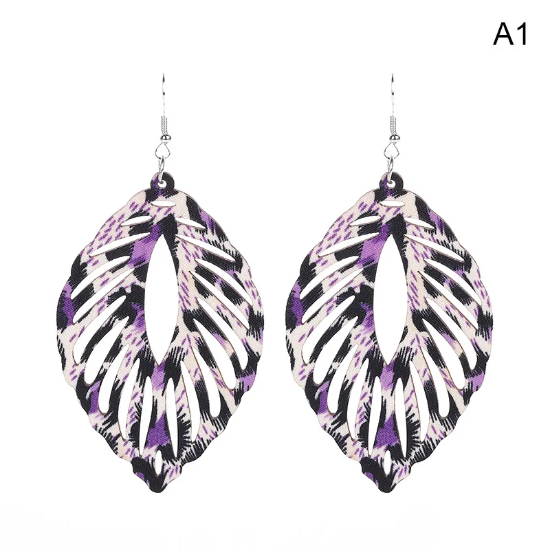 

Cutout Wood Leopard Floral Print Leather Leaf Shape Dangle Drop Earrings for Women Fashion Retro Wooden Jewelry Wholesale