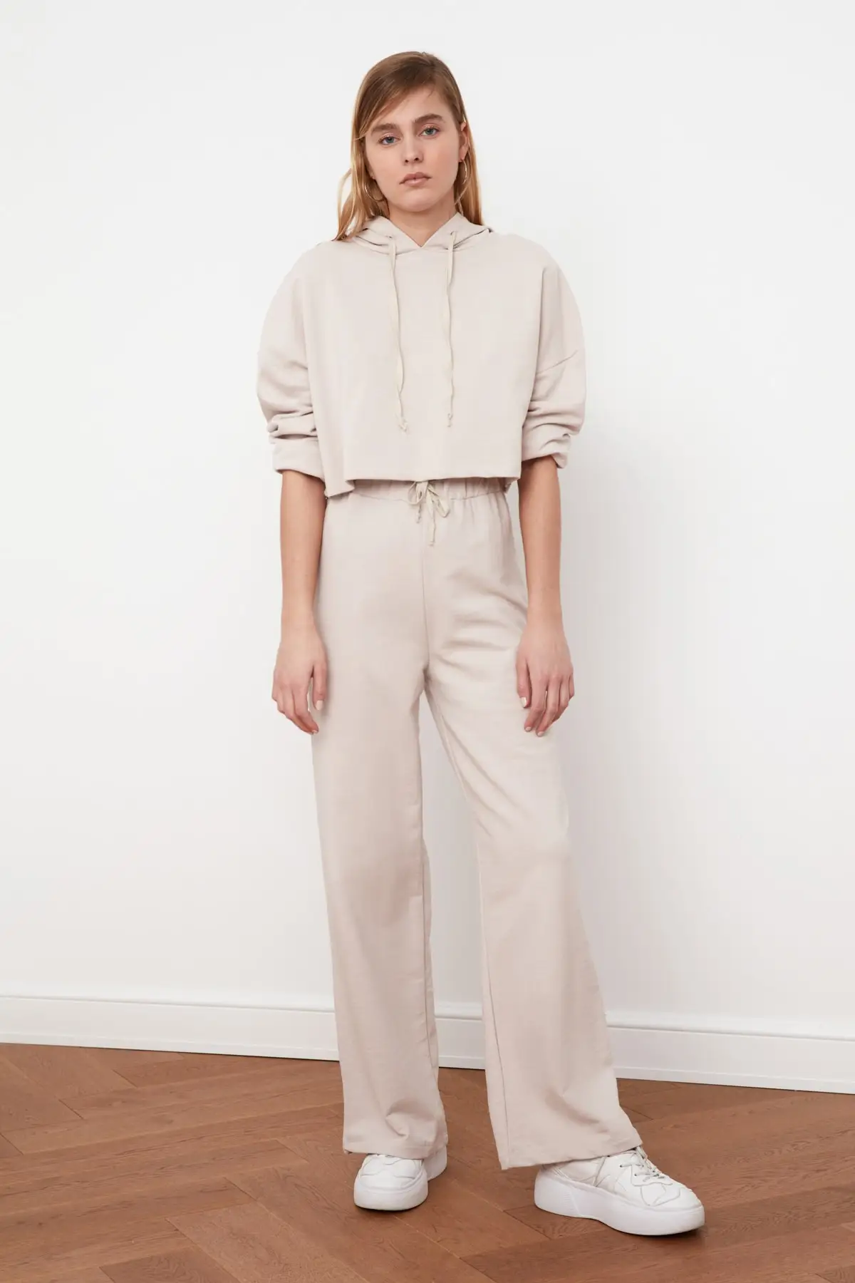 Трендовые трикотажные спортивные штаны TWOSS21EA0011