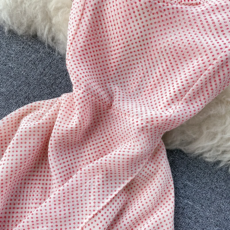 Женское шифоновое платье без рукавов летнее пикантное длинное в горошек с