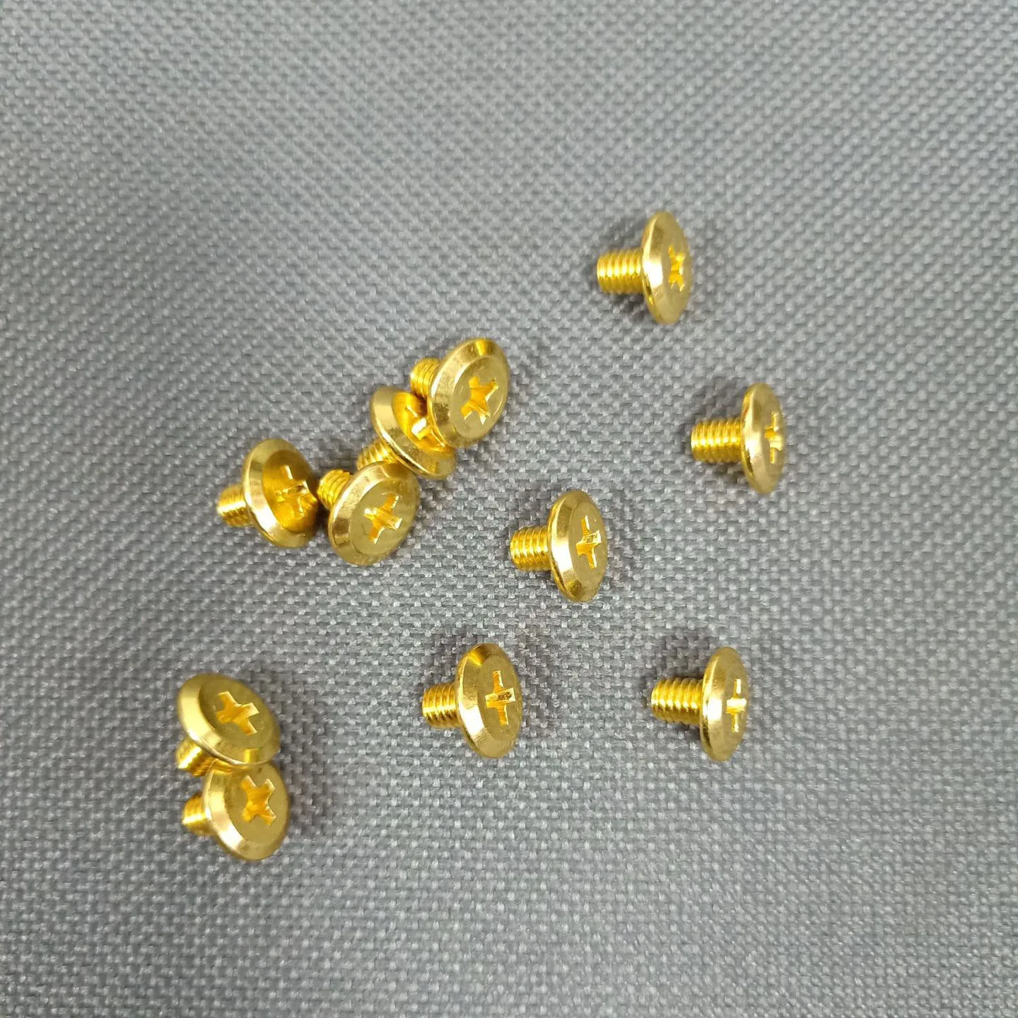 

71 шт. машинка для стрижки волос «сделай сам» аксессуар WAHL 8591/8504/8148 бит винт с фиксированным бит набор винтов для ножа с двумя отверстиями