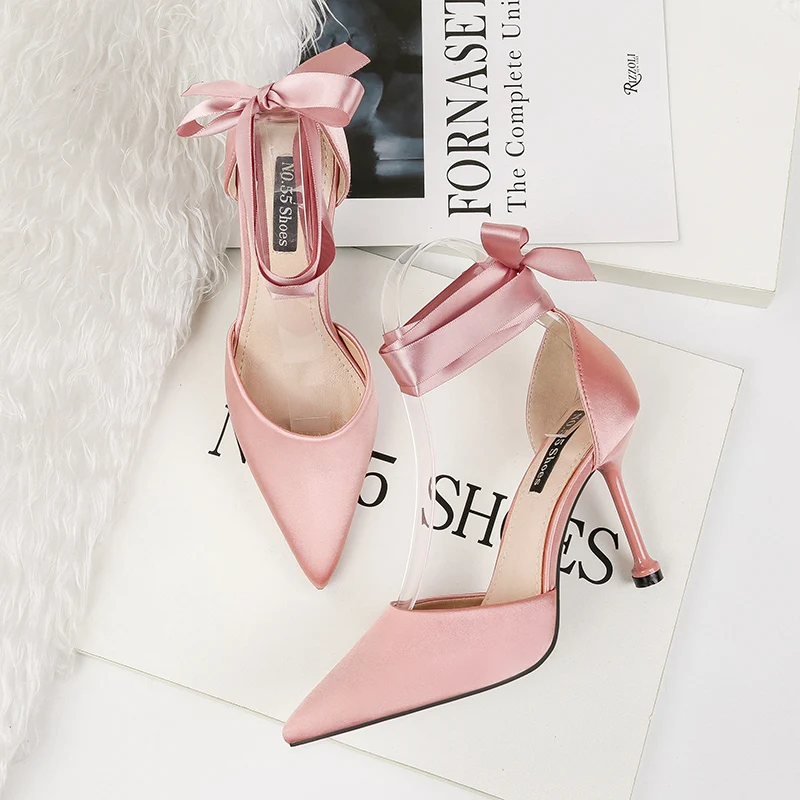 2019 г. Новые женские роскошные дизайнерские свадебные атласные туфли-лодочки на