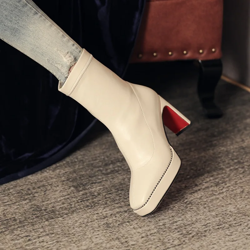 

2020 new autumn winter brand elastic leather shoes for women ankle boots sexy high heels black beige white zipper platform boots