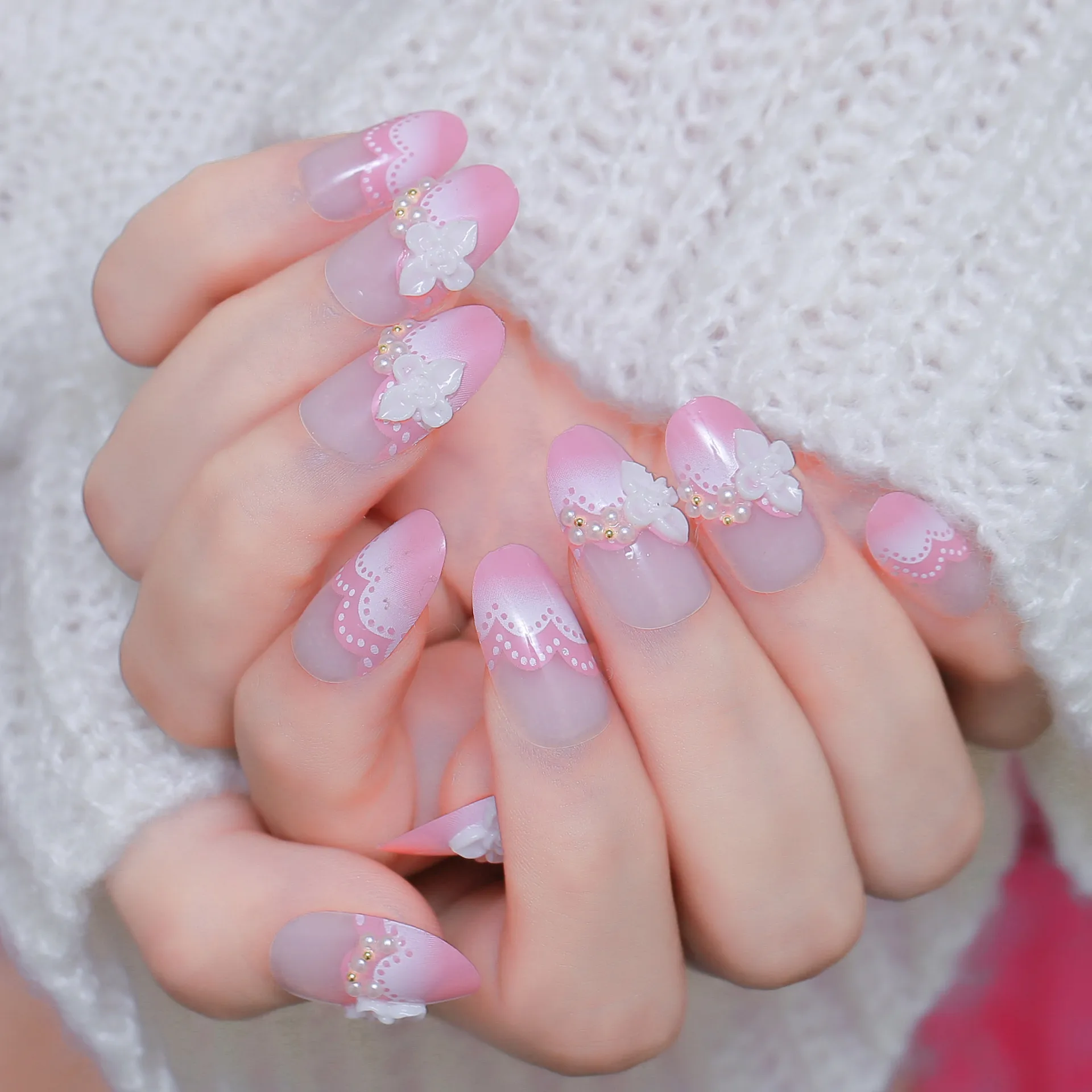 

24pcs/set Sakura Pink Nail Art Piece Camellia Gum Medium and Long Fake Nails Summer Full Coverage Nail Patch
