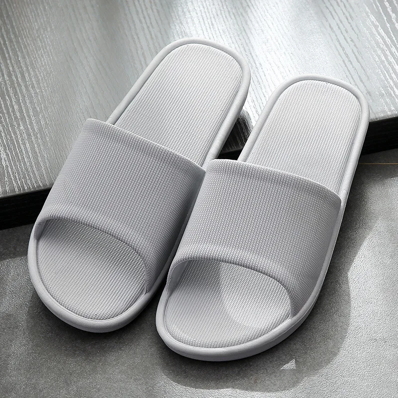 

2021 summer classic casual men's slippers beach popular slippers selling SS10