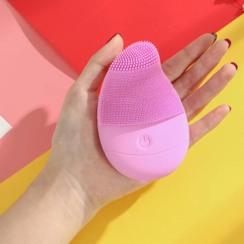 Электрическая силиконовая щетка для чистки лица очищающая масляная удаление