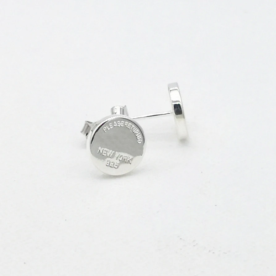 

Silver Classic Silver Round Engraved Letter Earrings Round Couple Sterling Silver Female Earrings