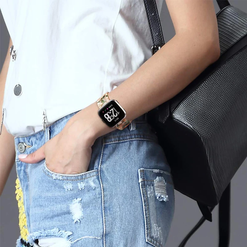 

Sport Resin Strap for Fitbit Versa 2 Resin Replacement Wristband for Fitbit Versa/Versa Lite Band Smart Watch Accessories