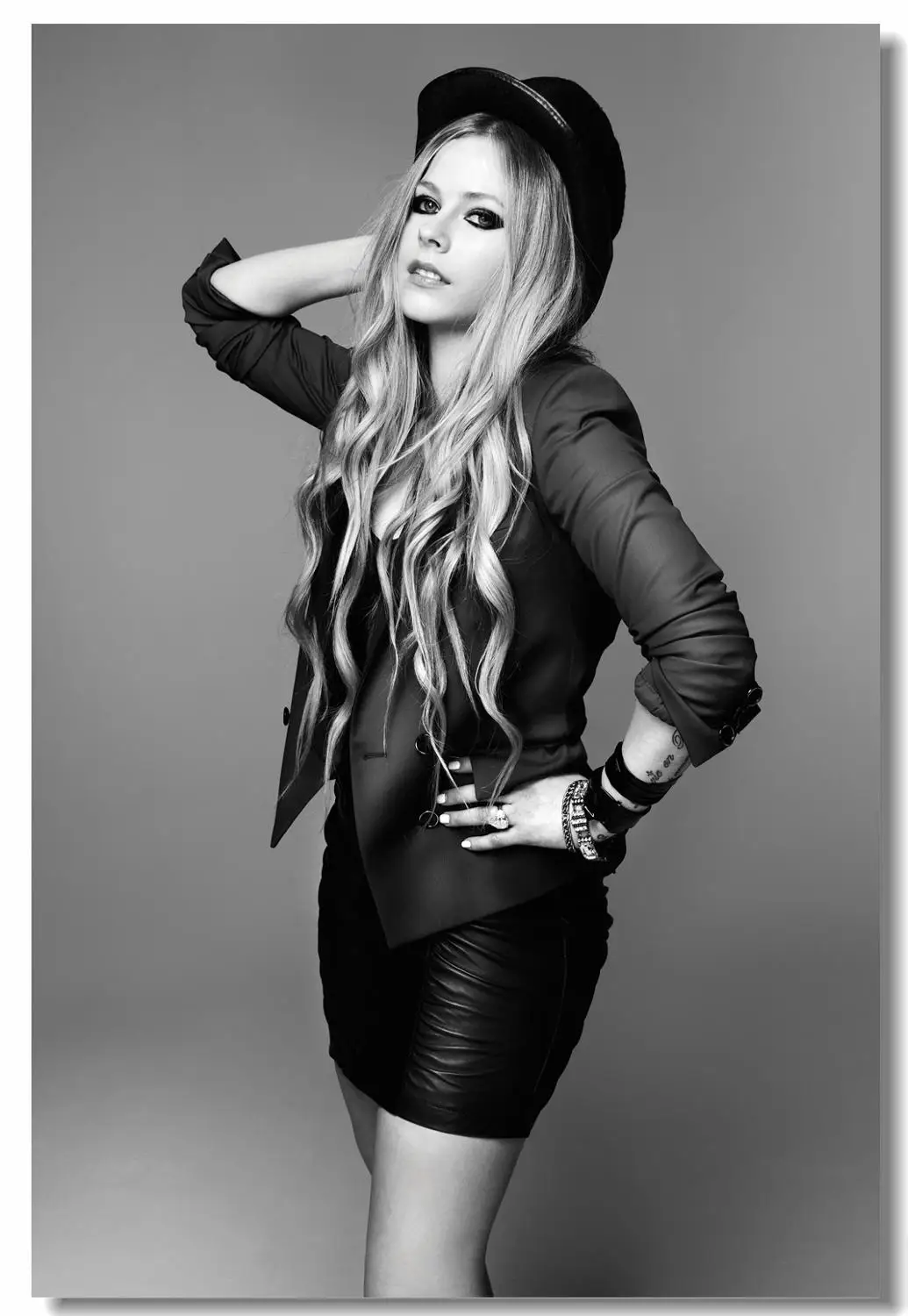 Пользовательские холст настенные принты Avril плакат Аврил Лавин Lavigne наклейки