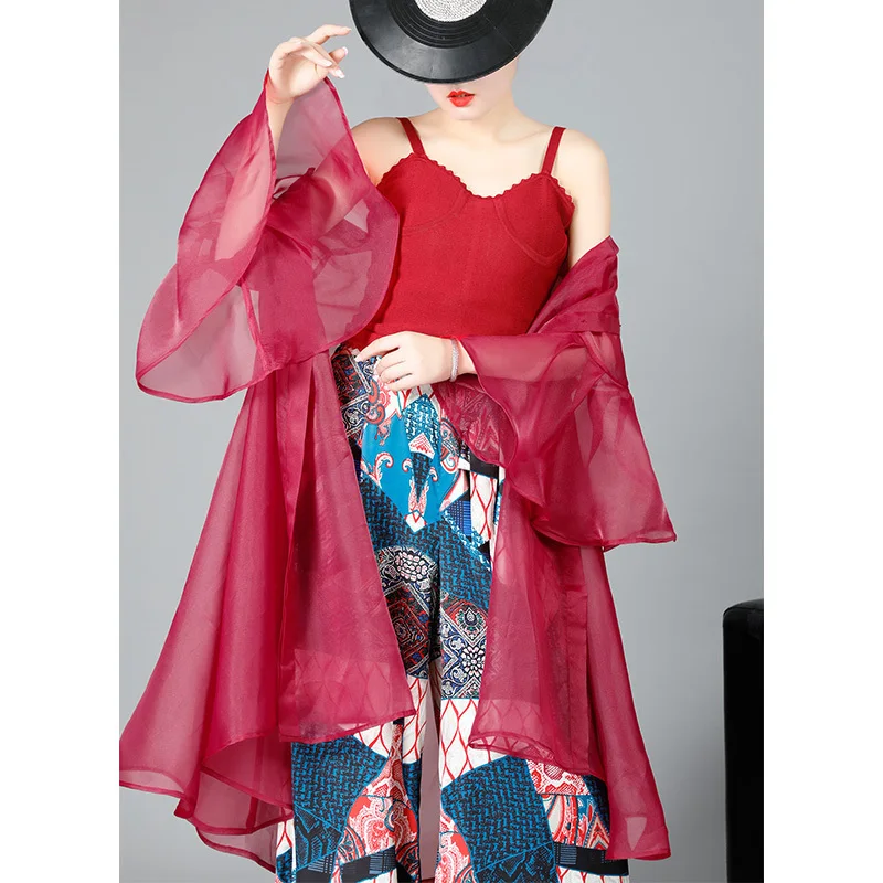 winered TWOTWINSTYLE летний Повседневный однотонный тренч для женщин с круглым вырезом свитер с рукавами-клеш на пуговицах перспективная ветровка Женская мода - Цвет: winered