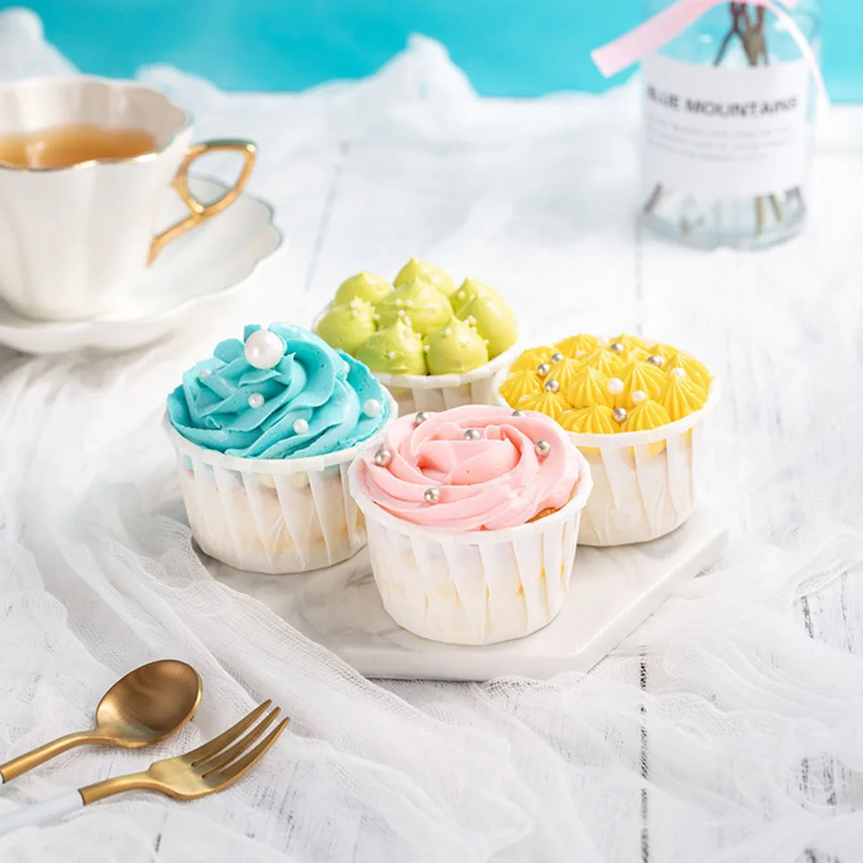 

9Pcs Icing Piping Nozzles Stainless Steel Flower Cream Pastry Tips Nozzles with Box Cake Decorating Tools