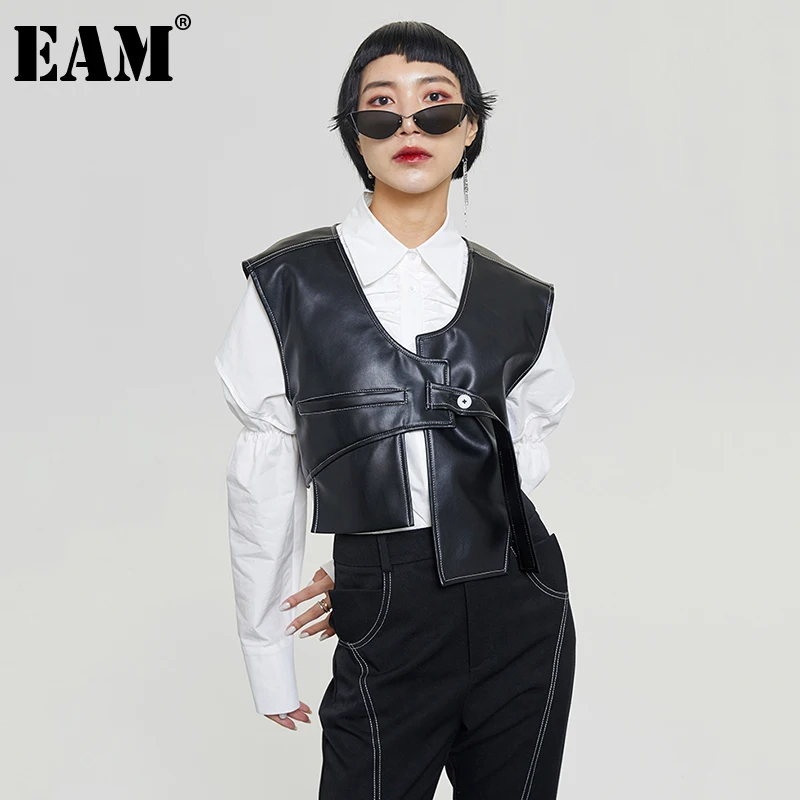 

[EAM] Women Pu Leather Irregular Buckle Black Loose Fit Vest New V-collar Sleeveless Fashion Tide Spring Autumn 2021 1DD3489