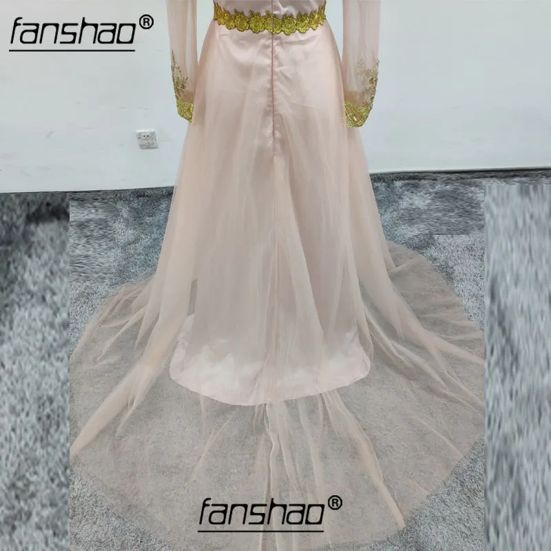 

Fanshao Muslim Kaftan Evening Dresses High Neck Full Sleeves Gold Applique Dubai Saudi Arabic Beaded Sequin Prom Gowns With Belt